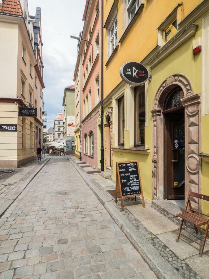 Best Apartments Wiezienna Monkeys Breslavia Exterior foto